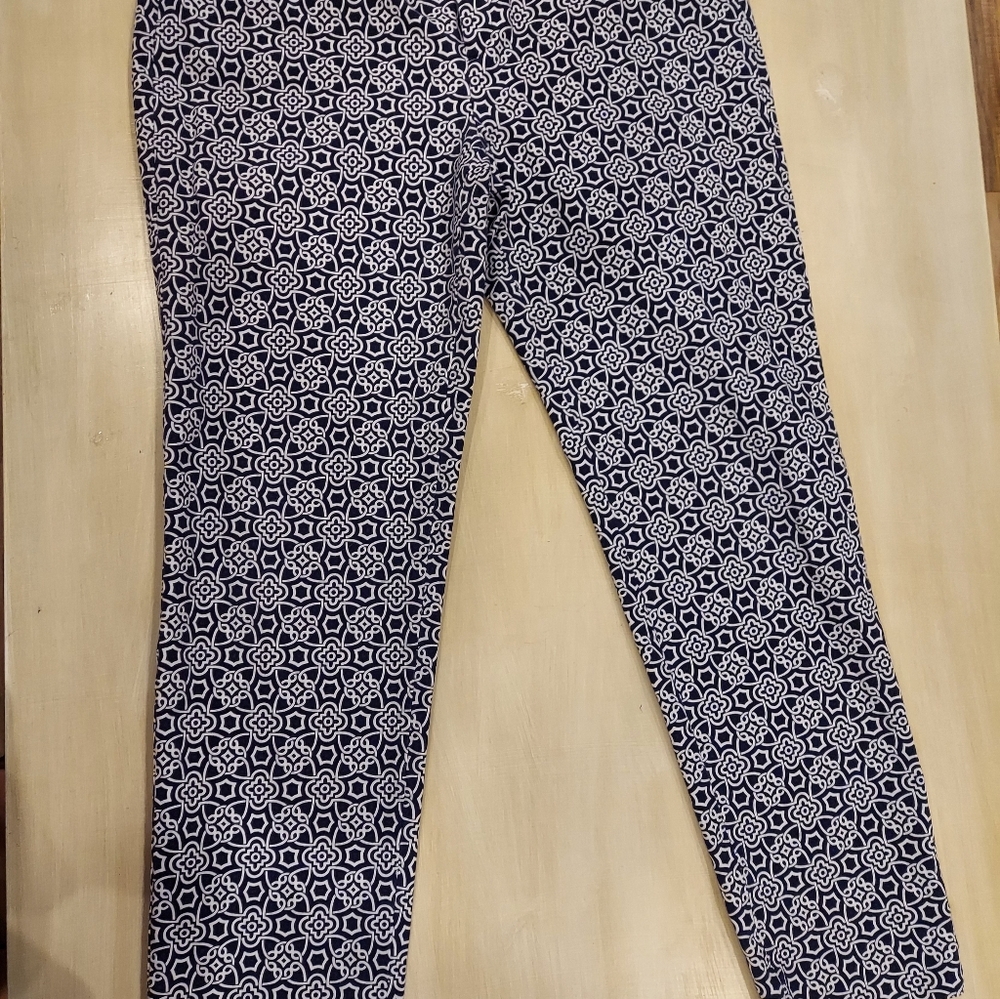 Crown & Ivy Dress Pants City Fit  Black and White Geometric Pants Size 10